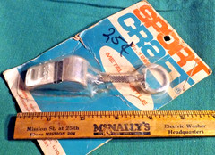 Vintage Retro Sport Craft Metal Whistle Keychain Key Ring in Original Package