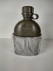 NEW AUTHENTIC US Military 1 QUART QT PLASTIC CANTEEN w/ USGI CANTEEN CUP