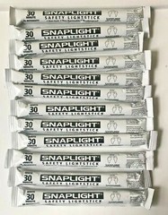 Lot of 12 White Cyalume SnapLights Hi-Intensity Survival Hunting Fishing Camping