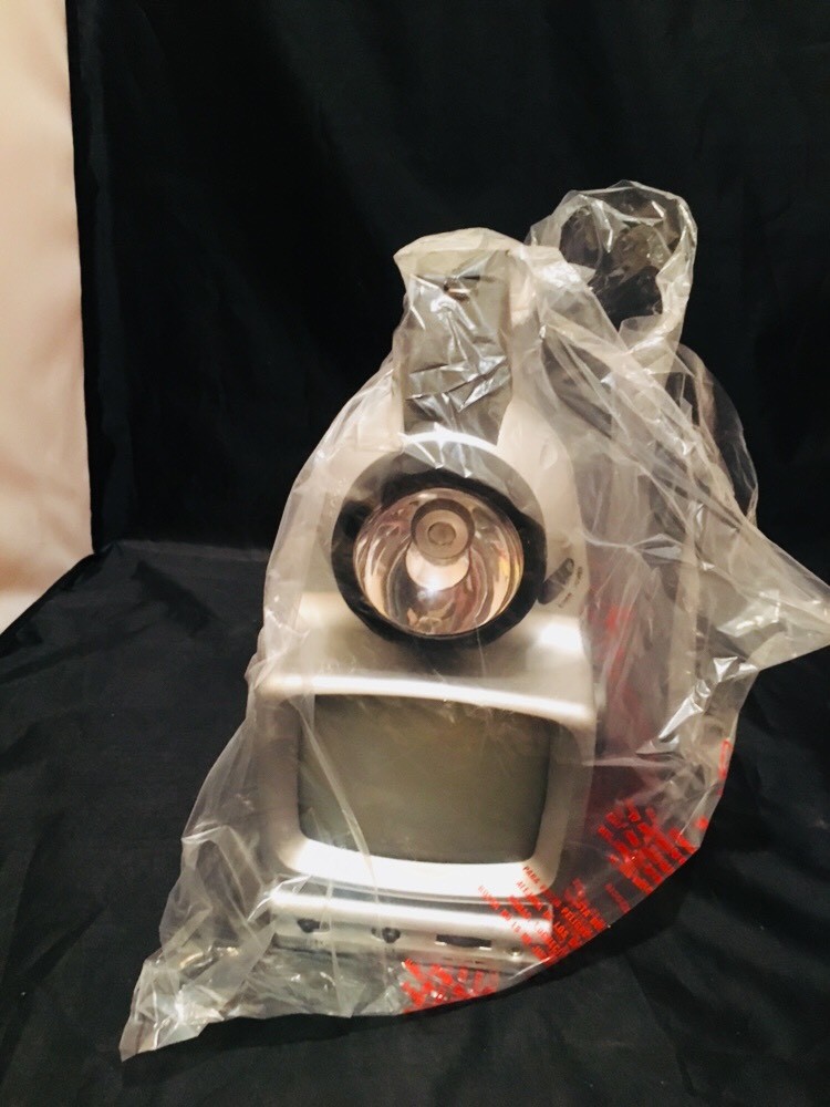 Deluxe Radio TV Lantern Spotlight Siren Compass Shoulder Strap And More 9 In 1