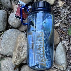Lifeline Survival In A Bottle 9 Pieces 32oz Camping Hiking Backpacking Blue