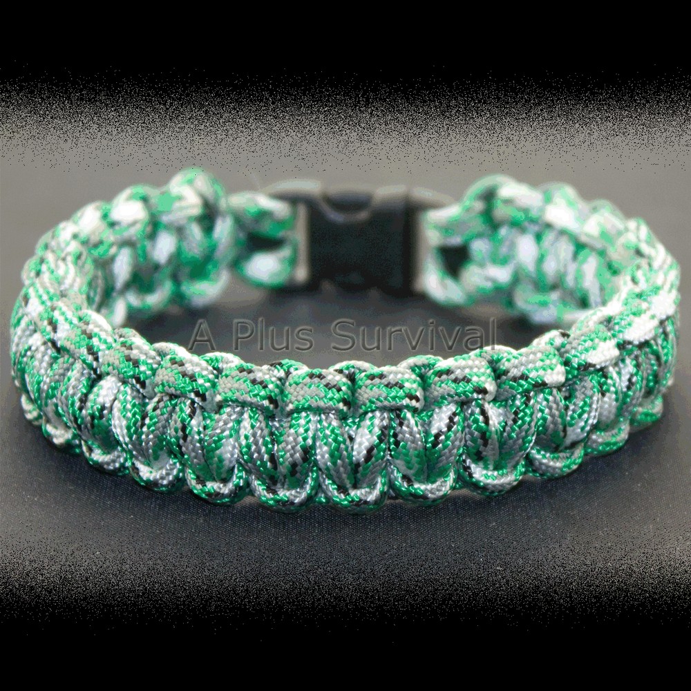 Kelly Green Camo – Paracord Rope Survival Emergency Bracelet – Made in USA