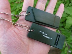 2 Emergency Survival Whistles Rescue Tool Signal Sound Outdoor Camping Hiking