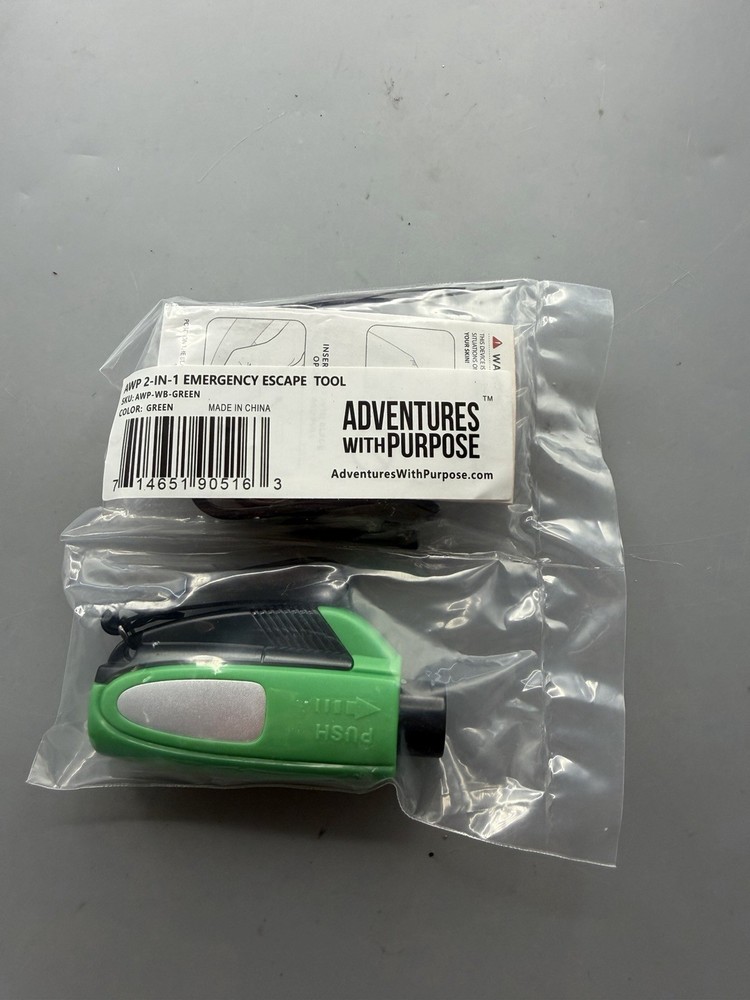 AWP 2-in-1 Emergency Escape Tool Window Breaker Seat Belt Cutter Green
