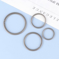 Key Ring Titanium Alloy Car Key Chain Pendant Outdoor Small Tool Car Keychian