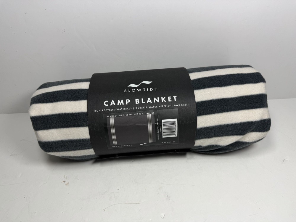 Slowtide Camp Blanket 58 X 72 One Side Water Repellent & Phone Pocket (74)