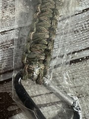 Rothco Paracord Keychain With Carabiner – Woodland