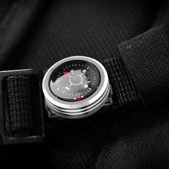 Compass Pocket Outdoor Camping Hiking Survival Navigation for Paracord Bracelet