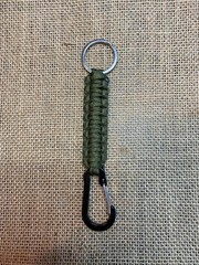 Versatile Paracord Keychain with Durable Carabiner