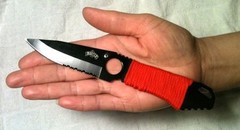 Eagle Claw Neck Knife + 2 Mag Fire + Mono Scope + Knife