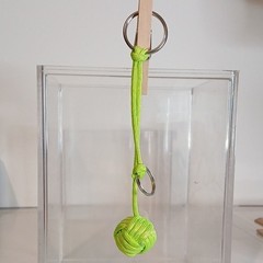 Green Paracord «Monkey Fist» Keychain 6″ Lanyard with Metal Key Rings (B3)