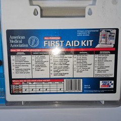 Emergency Basics Kit (First Aid Kit, Flashlight & Emergency Radio)