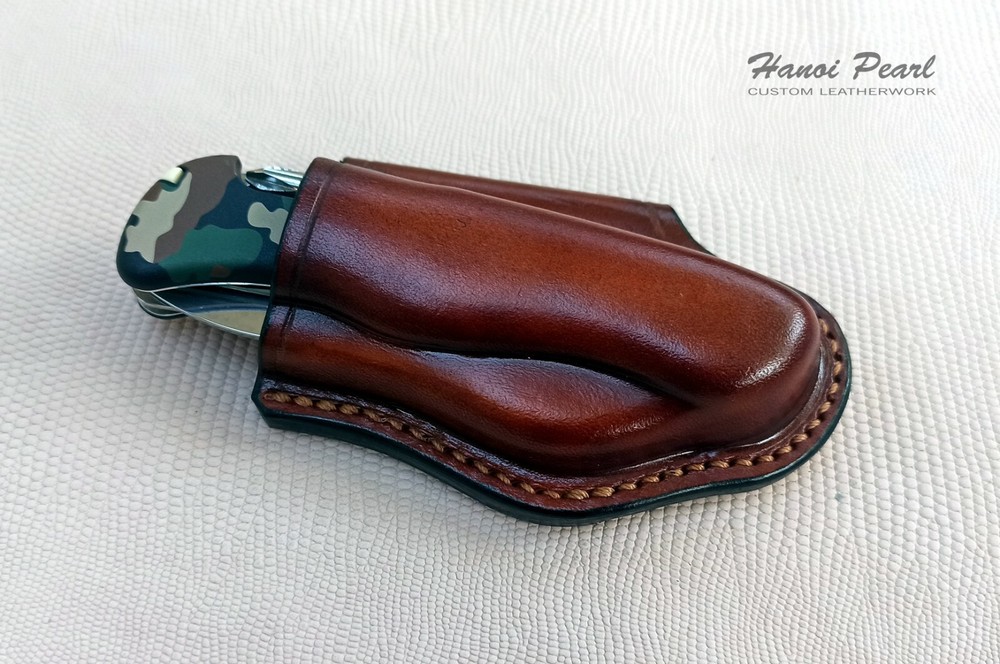 Custom Horizontal Cross Draw Sheath for Victorinox One Hand Soldier 2008 Knife