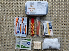 EDC Fire Starting Kit – Ferro rod & striker, Tinder Quik Hunting Camping Fishing