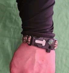 New Camping Equipment, Multifunctional Outdoor Lifesaving Bracelet