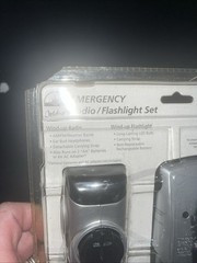 Vintage Innovage Outdoor Emergency Radio / Flashlight Set, New in Package !