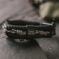 iHeartDogs Hero Company Never Surrender Barbed Wire Paracord Bracelet – Tacti…