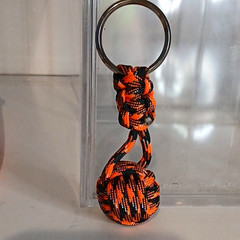 Orange/Black Nylon 4″ Paracord «Monkey Fist» Keychain Lanyard Key Ring (B3)