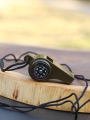 10 Pcs Compass Flint Scraper Fire Starter Whistle Buckle for Paracord Bracelet