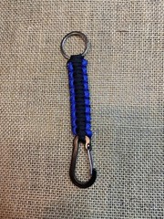 Versatile Paracord Keychain with Durable Carabiner
