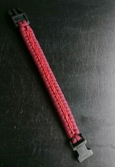 Handmade «Center Stitched Fishtail» Paracord Bracelet for a 7″ Wrist