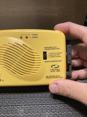Emergency Self Powered Am/fm Radio Wind Up & Solar Powered/BATTERY/Electric