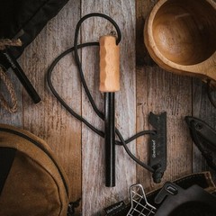 Waterproof Kräftig Fire Starter – 20K Strikes with Paracord Lanyard and Striker