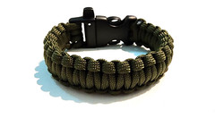 Outdoor Adjustable Paracord Survival emergency Bracelet with Whistle