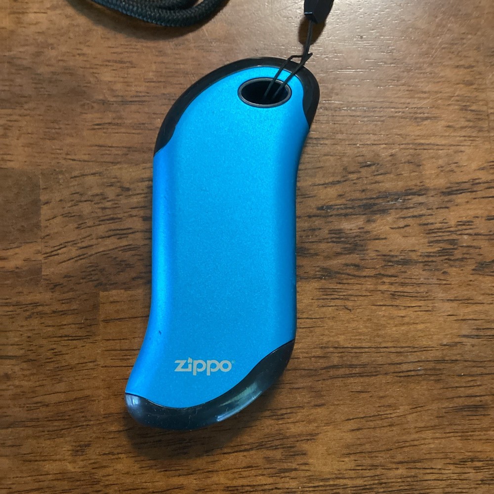 Zippo Z4A18 Rechargeable Electric Hand Warmer Power Bank Blue 113°F