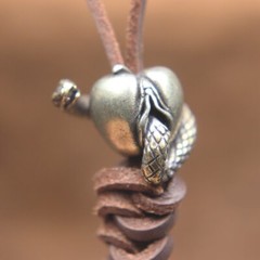 Retro Brass Desire Snake Female Genitalia Apple Figure EDC Outdoor Paracord Bead