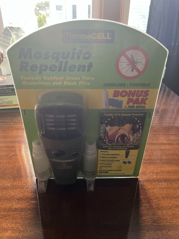 ThermaCELL Cordless Mosquito Repellent Outdoor Odorless Silent Gray