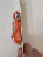 ULTIMATE SURVIVAL TECHNOLOGIES Wayfinder Lighter , NEW, NO FUEL INCLUDED