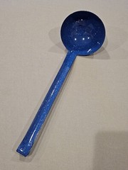 BLUE ENAMELWARE 10″ CAMPING COFFEE POT SMALL COOKING POTS LADLE & SAUCE – USED