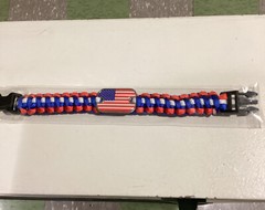 USA American Flag Hand Woven Paracord Wrist Bracelet.** UNISEX**