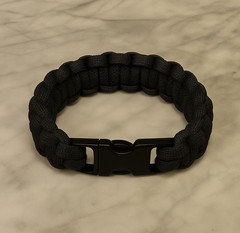 Black Cobra Paracord Bracelet with Metal Buckle