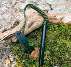 HUGE 5 x 1/2″ FERRO ROD Fire Starter Survival Striker Flint + Emergency Paracord