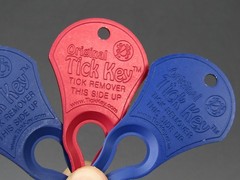 Lot of 3 Original TICK KEY Tick Removal Device Kids Adults Pets Blue & Red CSEA