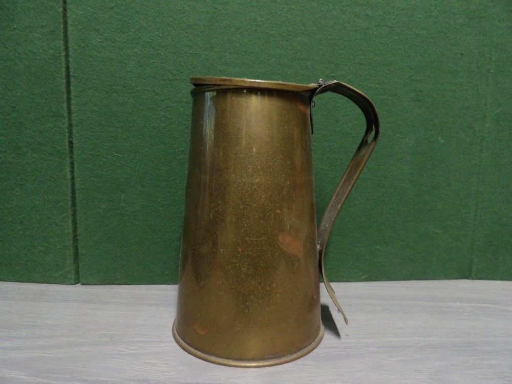 E8247 – Howes Lighter – brass fire starter pot 7″