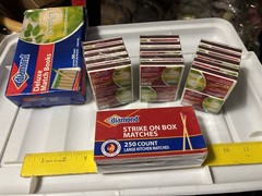 Diamond Strike On Box 2200 Count Wood Paper Kitchen Matches Camping Fireplace