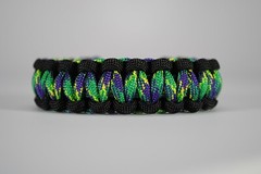 550 Paracord Survival Bracelet Cobra Black/Plum Crazy «Made in the USA»