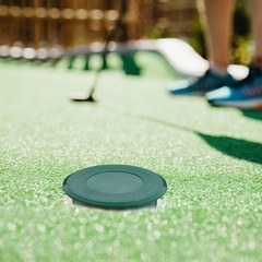 Golf Cup Cover: Plastic Golf Hole Cup Plug Cover, Putting Green Accessories –