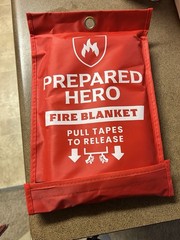 Prepared Hero Fire Blanket 4 Pack 100x100cm Red Woven Fiberglass Wall Mount