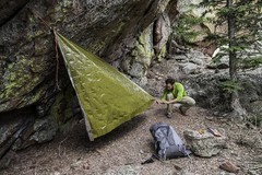 S.O.L. Survive Outdoors Longer 90% Heat Heavy Duty Emergency, Green