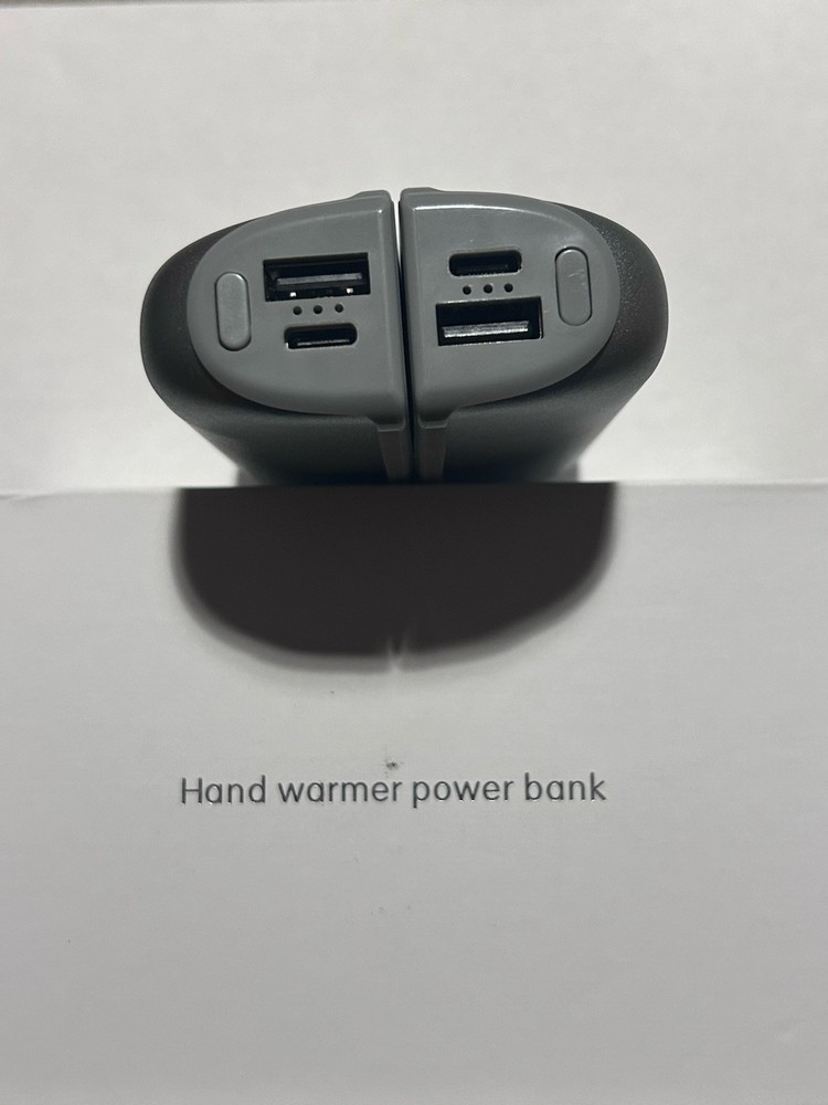 10,000MAH Dual Magnetic Hand Warmer Power Bank OT-83 Silver 104 F – 131 F Winter
