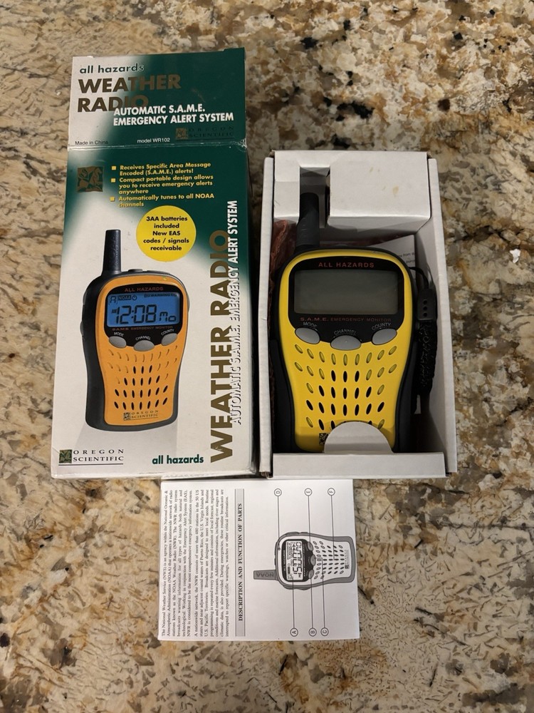 NOB: Oregon Scientific Emergency Portable Weather Radio- Model WR10 Off Grid