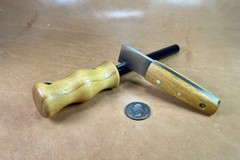 Bushcraft Camping Survival Firesteel Ferro Rod Osage Orange Striker Scraper Set