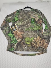 NWT Men’s Shirt Mossy Oak Insect Repellent Tee Size Medium