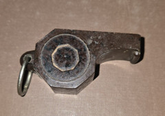 1940-50s FIELD SIREN Brown Bakelite Whistle