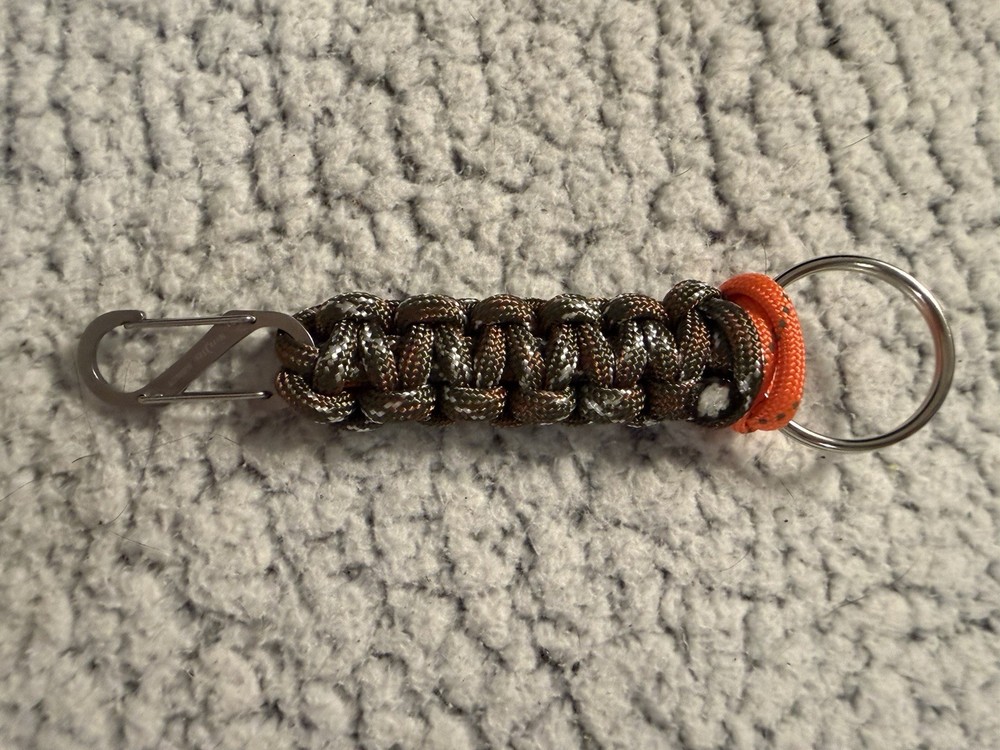 Camouflage/Orange Paracord Keychain w/ Carabiner Clip