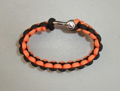 Custom 550 Paracord Fashion Bracelet – Color: Orange – Black Reversible